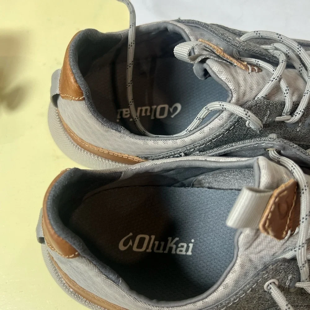 OluKai Size 9 Nanea Li Banyan Sneakers On the Edge Like New Condition